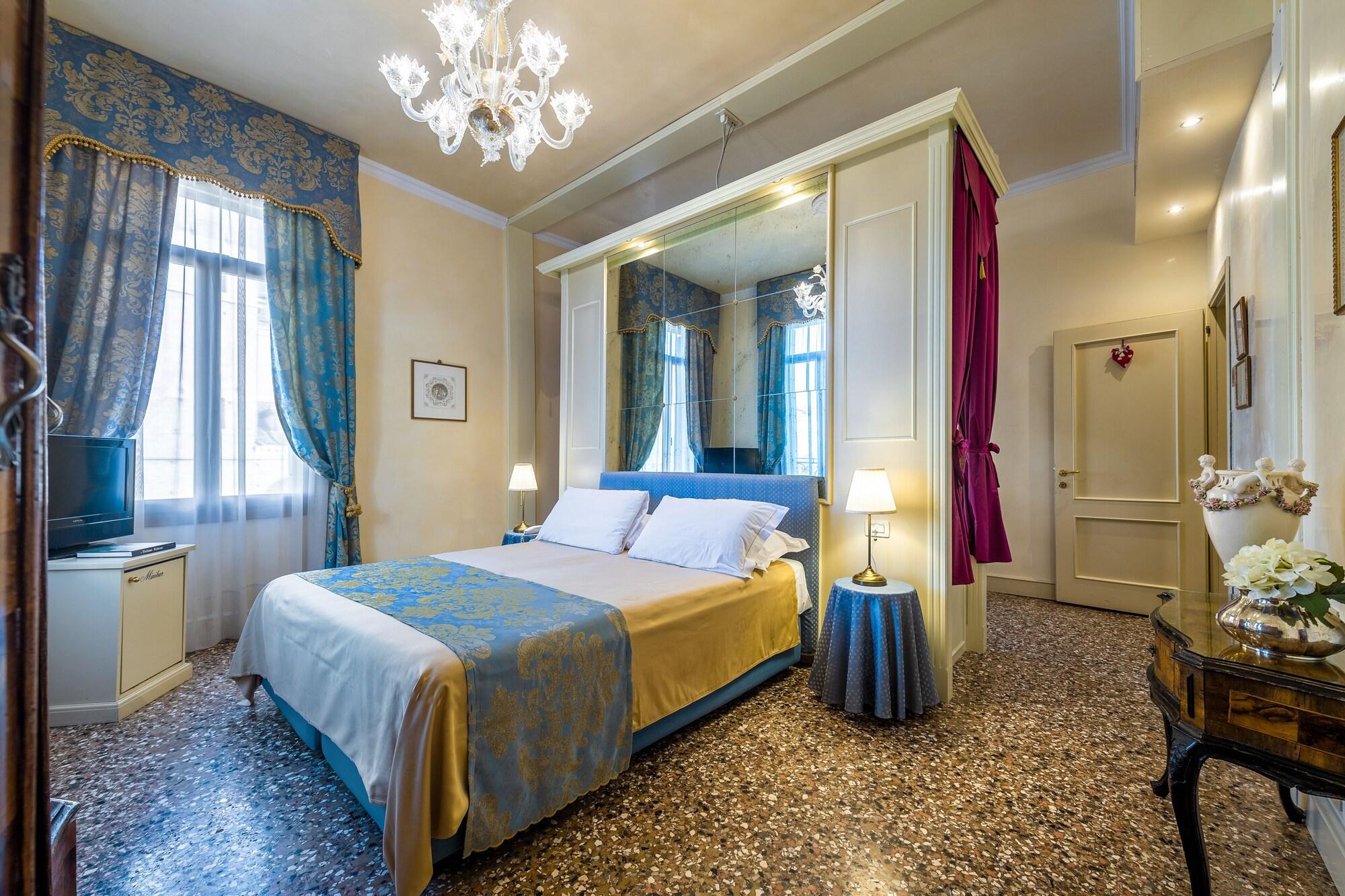 Отель Palazzo Odoni Венеция Экстерьер фото